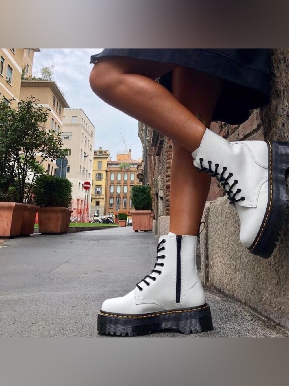 Dr. Martens Women's Jadon Platform Quad Retro White Smooth Leather